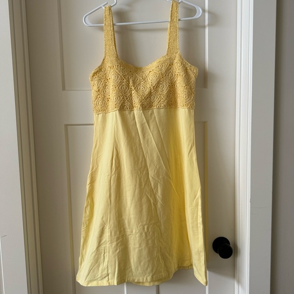 Athleta Yellow Crochet & Stretch Cotton Tank Dress size Large - Picture 6 of 8